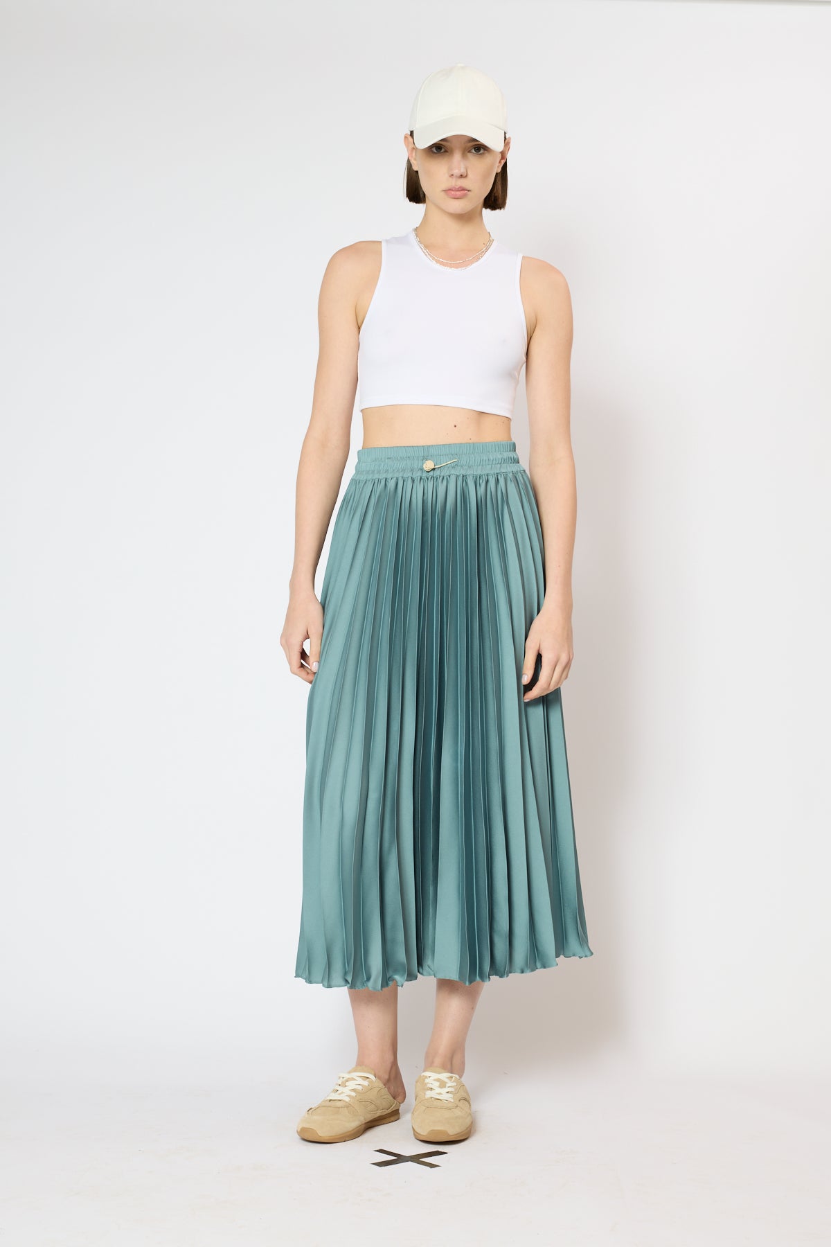 SUNRAY PLEATED SKIRT