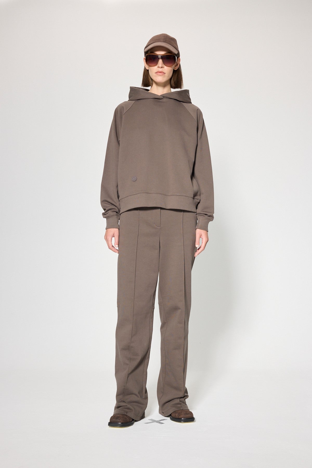 WIDE LEG SWEATPANTS