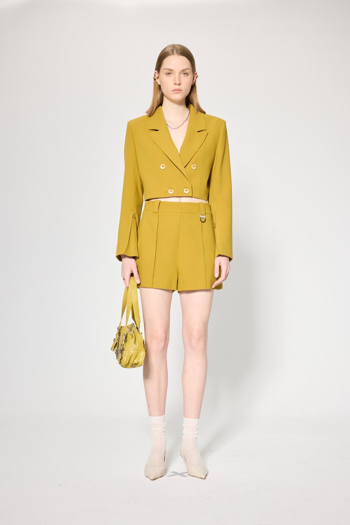 MINISHORTS MIT HOHER TAILLE